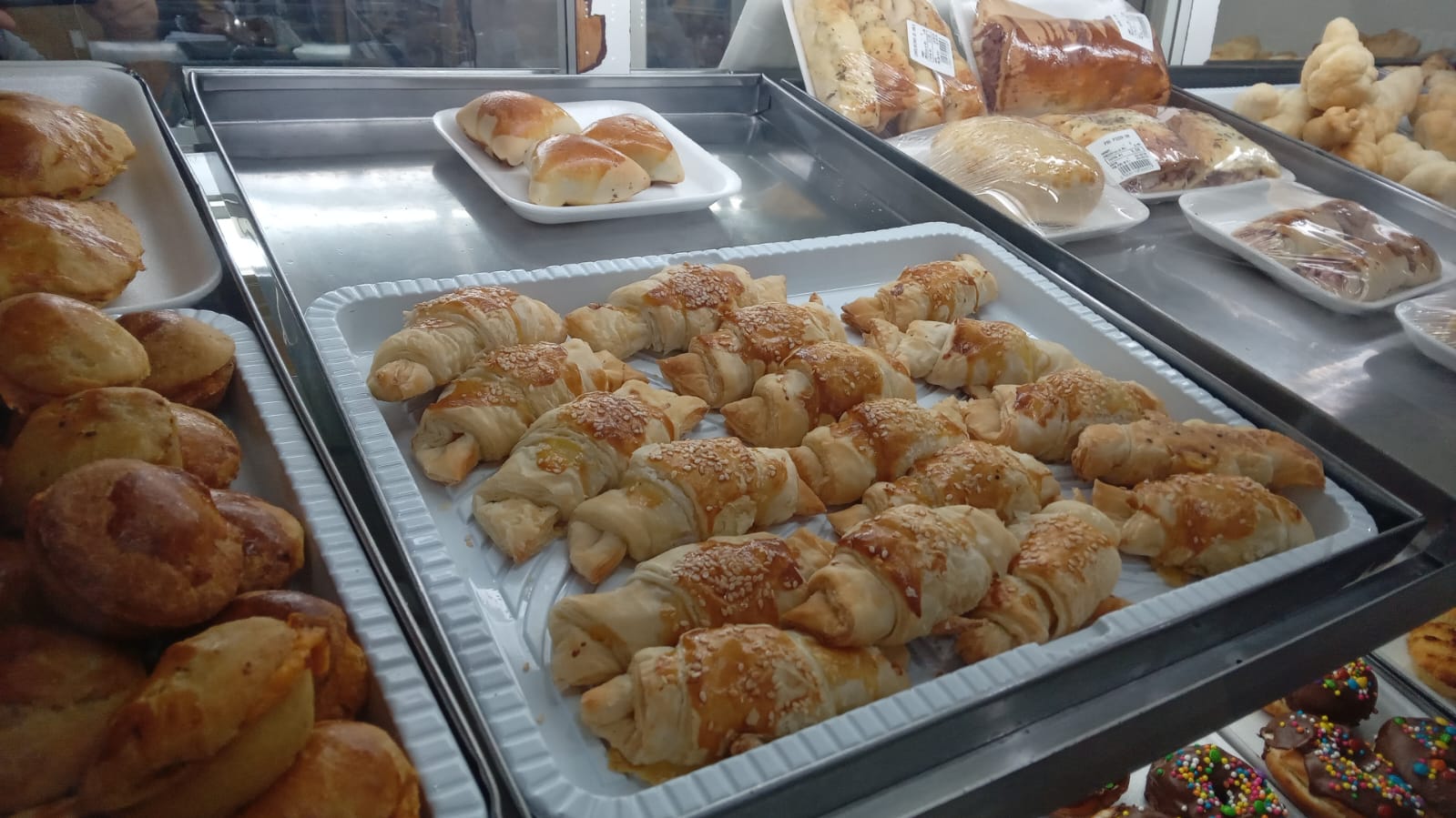 Bolos caseiros e tortas confeitadas